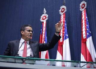 David Almeida sugere que Estado reduza cobrança do ICMS sobre combustível