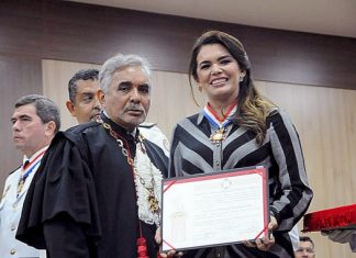 Alessandra Campêlo recebe Ordem do Mérito Judiciário no Grande Mérito do Amazonas