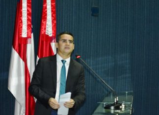 David assina termo de cooperação técnica com a CMM de Parintins