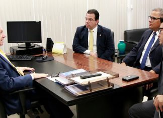 Wilker Barreto, Presidente da CMM, coloca Câmara à disposição do TRE-AM
