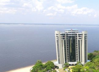 Tropical Executive contrata empresa terceirizada para gestão do Bar da Piscina