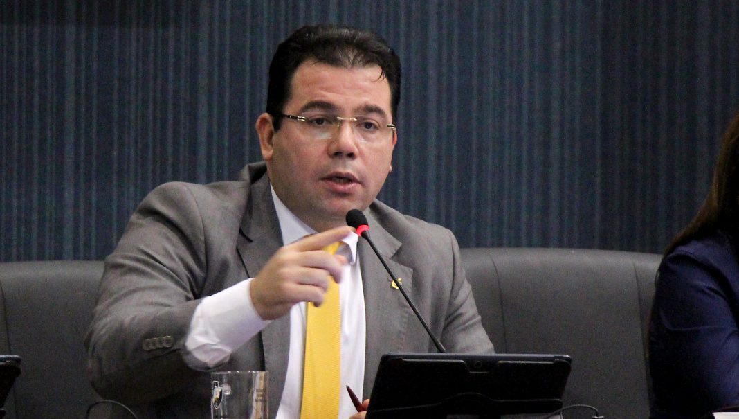 WILKER-BARRETO-PHS_ROBERVALDO-ROCHA.jpg