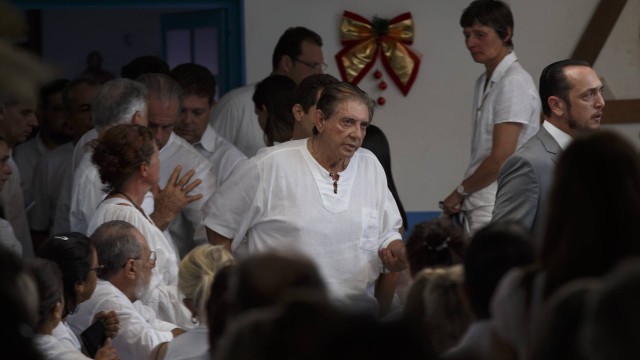 o-medium-joao-de-deus-ficou-oito-minutos-no-centro-espirita.jpg