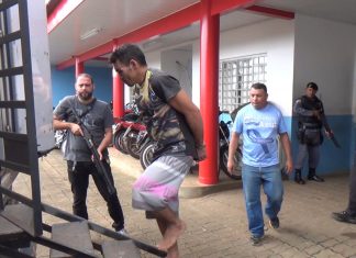Polícia Civil e agentes da Seap transferem 17 detentos da carceragem da DIP de Manacapuru para Manaus