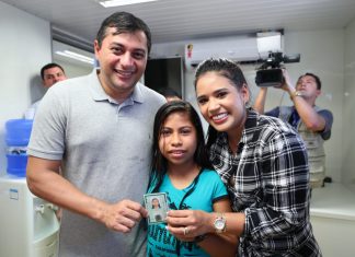 Em Parintins, Sejusc atende mais de 1.400 pessoas no Amazonas Presente