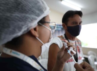 Com aproximadamente mil doses aplicadas, Carreta Vacina Amazonas segue imunizando moradores do Tarumã