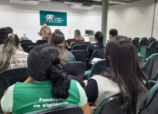 FVS-RCP treina equipes de saúde para fortalecer cobertura vacinal contra Covid-19 no interior do Amazonas