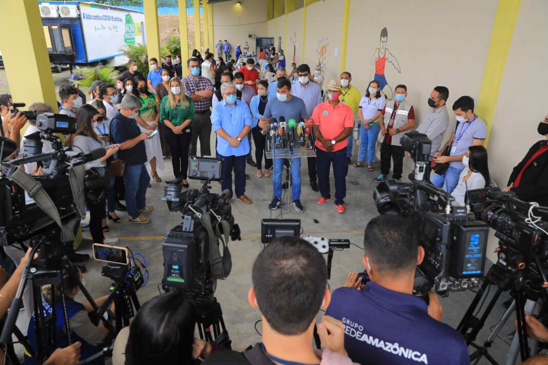 Governador Wilson Lima anuncia campanha Pra Sambar tem que Vacinar (3) - Foto_Diego Peres_Secom