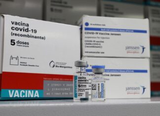 Mais vacina: Amazonas recebe 211,4 mil doses de vacina contra a Covid-19
