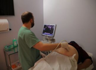 Examina+: Governo do Amazonas intensifica a realização de ultrassonografias e raio-X no Hospital Delphina Aziz