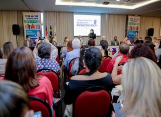 Médica destaca que vacinas são a forma mais prática e econômica na prevenção de doenças