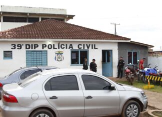 Em Autazes, PC-AM prende homem por roubo a passageiros de lancha e porte ilegal de arma de fogo