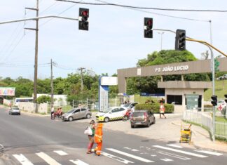 Furtos de fios causam prejuízos e riscos ao trânsito de Manaus