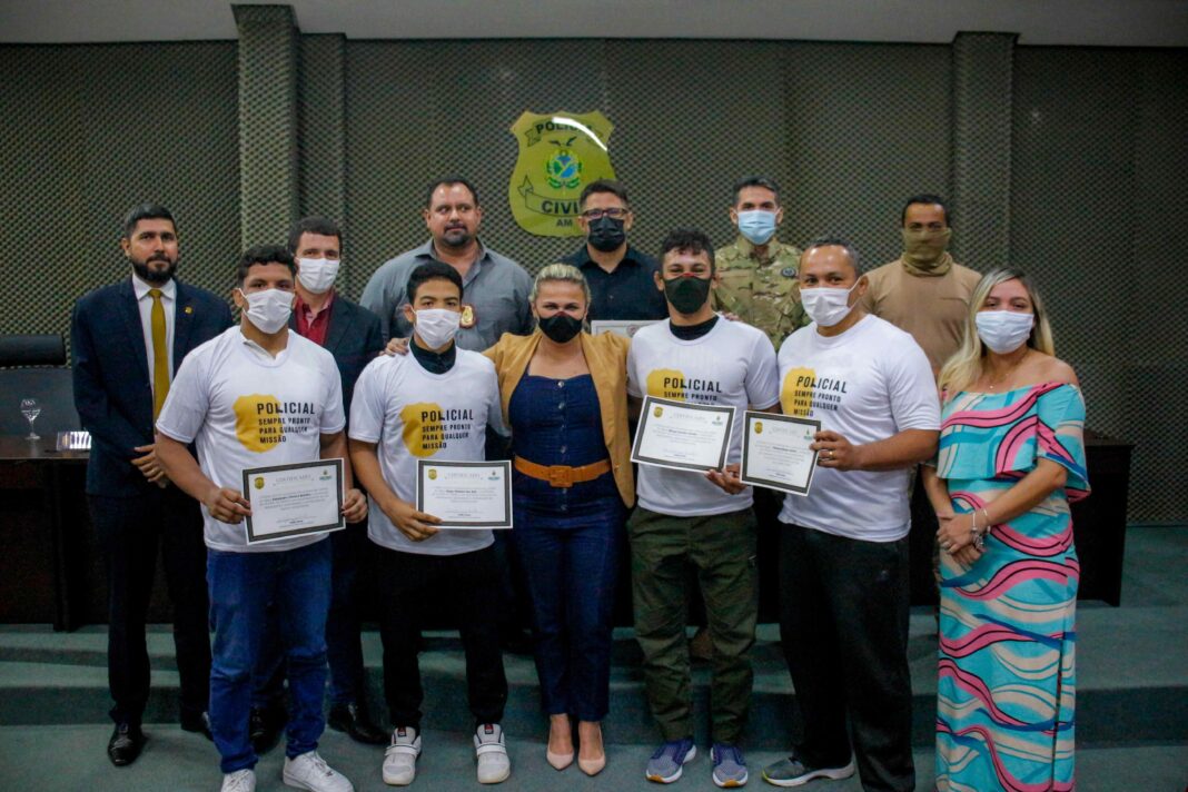 PREMIAÇÃO DE HONRA AO MÉRITO_ FOTO MAYARA VIANA (1)