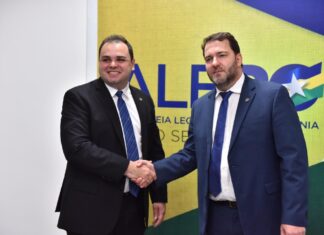 Roberto Cidade participa da posse da diretoria do Colegiado de Presidentes das Assembleias Legislativas do Brasil