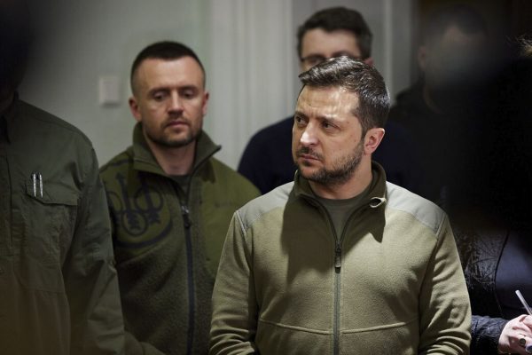presidente-ucraniano-Volodymyr-Zelenskyy-durante-video-conferencia-0-600x400
