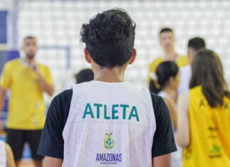 Núcleo do Pelci incentiva prática do basquetebol para crianças e jovens saírem do sedentarismo
