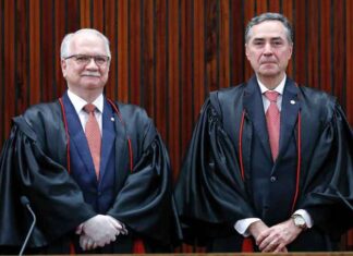 Fachin sobre Forças Armadas: “Colaboração, sim; intervenção, jamais”