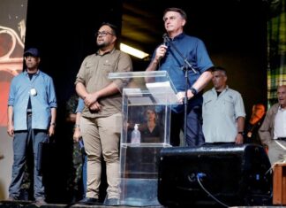 No Rio Grande do Sul, Presidente Jair Bolsonaro entrega complexo viário e visita obras de unidade de radioterapia