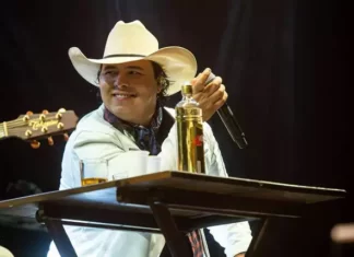 Sertanejo morre em acidente