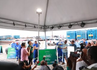 Wilson Lima dá início ao programa que vai implantar LED na iluminação pública do interior