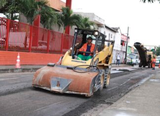 ‘Quem tem a ganhar é a população’, diz moradora do Alvorada, primeiro bairro asfaltado com Asfalta Manaus