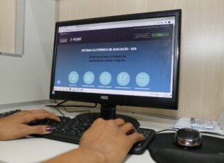 Vagas para o Exame Supletivo, do Governo do Amazonas, esgotam em dois dias