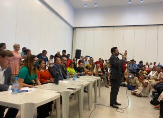 Governo do Amazonas busca entendimento para evitar despejo de 30 mil pessoas que moram em terrenos da Suframa