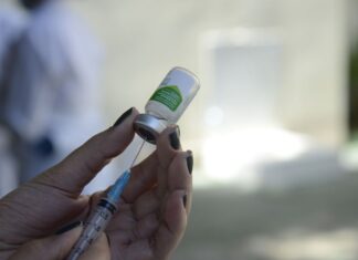 Ministério da Saúde diz que 4ª dose da vacina será autorizada para pessoas acima de 50 anos