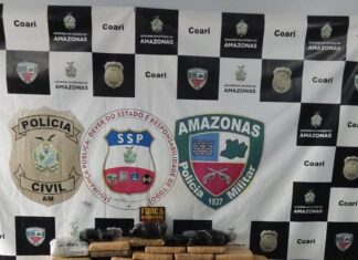 Policiais da Base Arpão apreendem 111 quilos de maconha dentro de embarcação