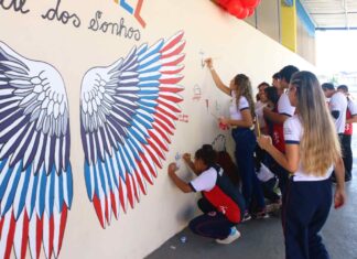 ‘Mural dos Sonhos’: escola da rede estadual usa estímulos visuais para alunos projetarem seus futuros