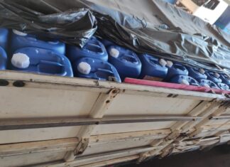Polícia Federal apreende 25 toneladas de insumo químico utilizado na produção de cocaína