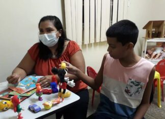 Dia do Orgulho Autista: Mãe fala sobre o sentido da data para quem convive com criança com autismo