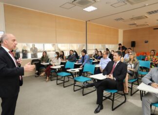 Com foco em troca de experiências, TCE-AM recebe membros da Presidência da República
