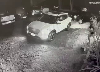 Petista jogou terra no carro de Bolsonarista antes de ter o CPF Cancelado, laudo confirma