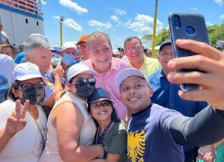 Omar Aziz visita o baixo Amazonas para prestar conta do mandato