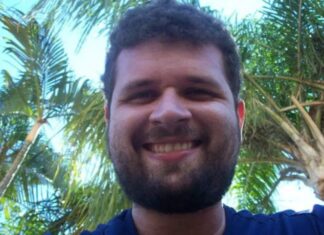 Pai mata instrutor de academia que importunava as duas filhas