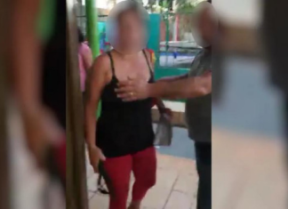 Escola recusa receber criança com febre e mãe dá chineladas no rosto da diretora; veja vídeo