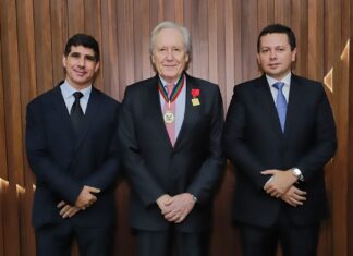 Prefeitura de Manaus prestigia solenidade de outorga da Medalha Ruy Araújo ao Ministro Lewandowski