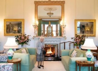 Rainha Elizabeth II é colocada sob supervisão médica; família é convocada