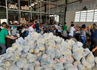 ENERGIA SOLIDÁRIA: mais de 1.500 toneladas de alimentos já foram doadas em cestas básicas, frangos e kit lanche a comunidades em Manaus e interior beneficiando 653 mil pessoas
