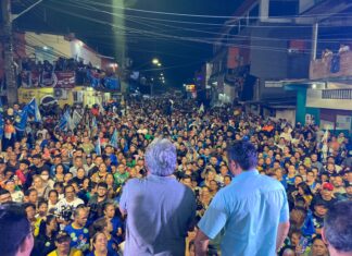 Em comício na Zona Norte, Pauderney reforça compromisso com desenvolvimento do AM e destaca: “Estamos rumo à vitória”