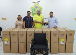 Governo do Estado realiza entrega de RGs e cadeiras de rodas ao município de Tapauá