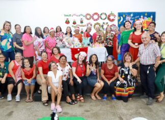 CECF Teonízia Lobo encerra atividades do ano com café da manhã e sorteio de brindes
