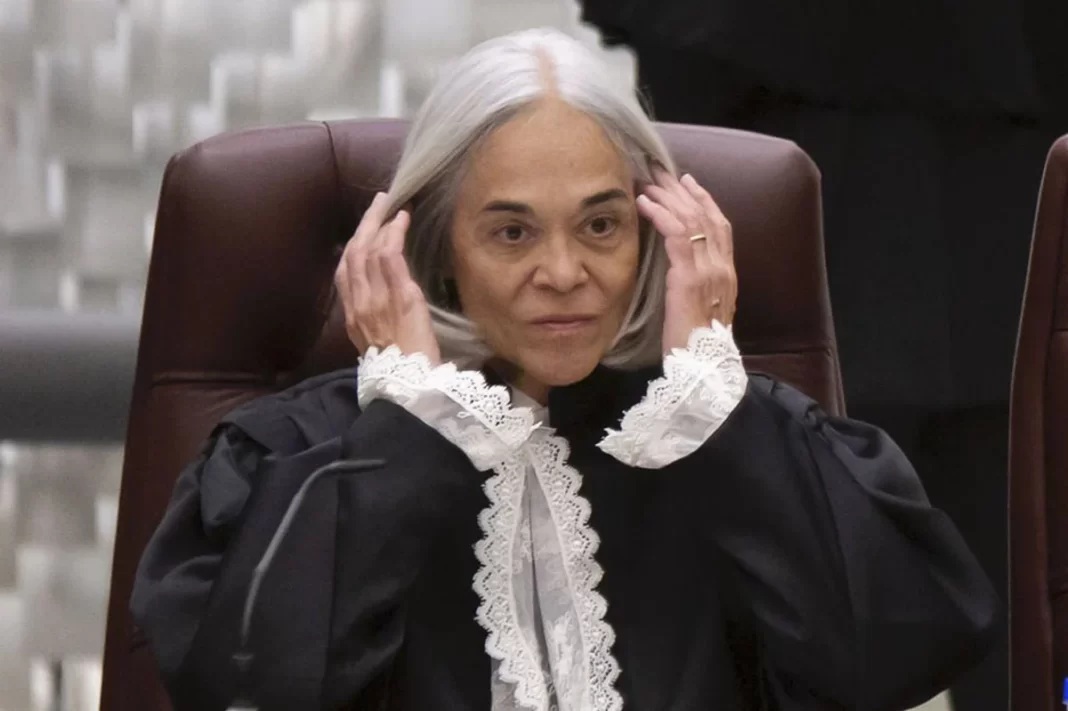 A-ministra-Maria-Thereza-de-Assis-Moura-e-o-ministro-Og-Fernandes-tomam-posse-no-STJ-3