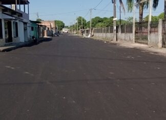 Obras de pavimentação e de limpeza são realizadas nas zonas norte e oeste após solicitação de Jander Lobato