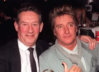 Rod Stewart lamenta a morte de seus irmãos: ‘Perdi dois de meus melhores amigos no espaço de dois meses’