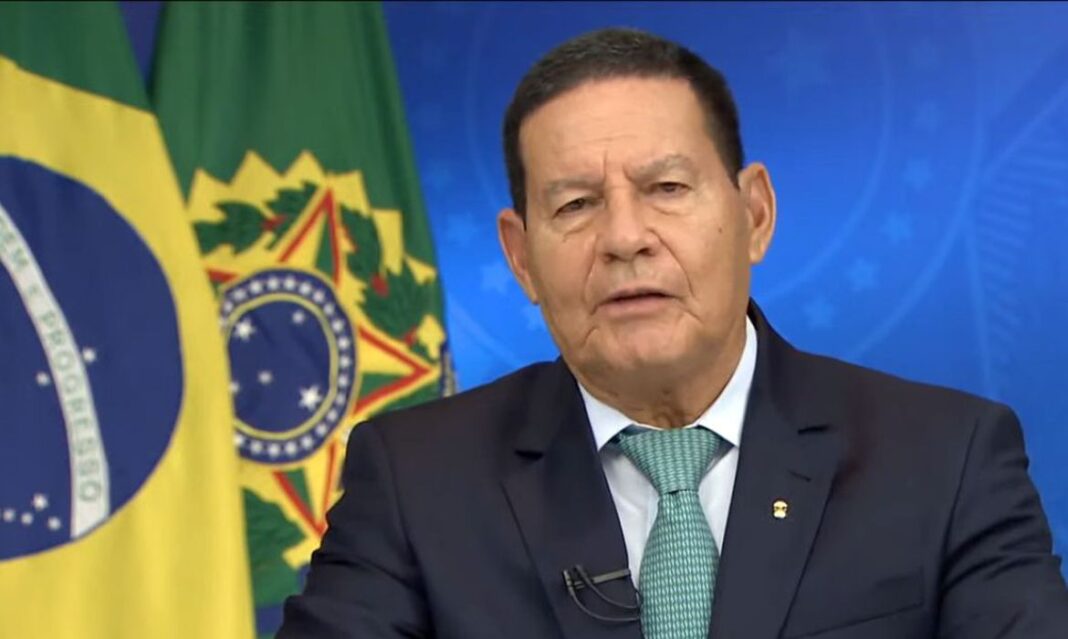 Pronunciamento do Presidente da República em exercício Hamilton Mourão