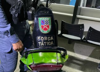 Polícia Militar recupera moto com restrição de roubo na zona leste
