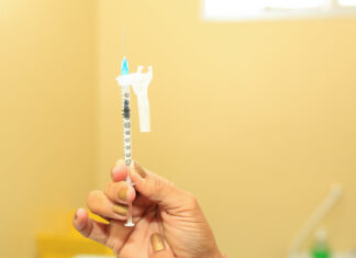 Prefeitura disponibiliza vacina em 10 unidades de saúde e seis pontos alternativos